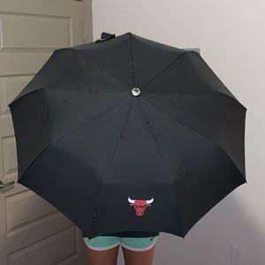 Davek NY Solo Umbrella (Chicago Bulls)